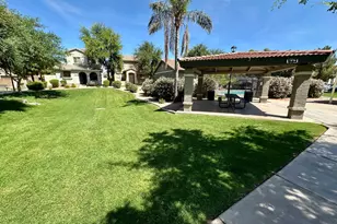 1912 E Loma Vista St, Gilbert, AZ 85295 - Photo 47