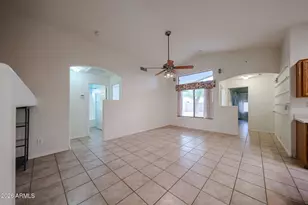 10379 W Tonopah Dr, Peoria, AZ 85382 - Photo 9