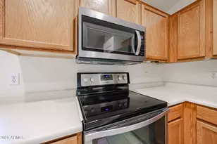 10379 W Tonopah Dr, Peoria, AZ 85382 - Photo 19