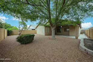 10379 W Tonopah Dr, Peoria, AZ 85382 - Photo 33