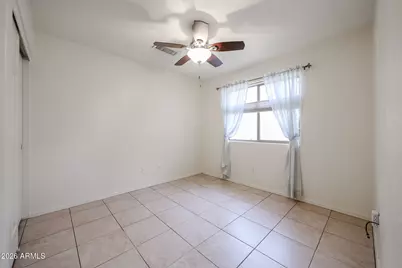 10379 W Tonopah Drive, Peoria, AZ 85382 - Photo 21