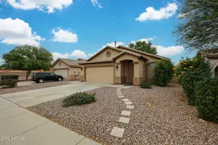 10379 W Tonopah Dr, Peoria, AZ 85382 - Photo 3