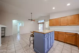 10379 W Tonopah Dr, Peoria, AZ 85382 - Photo 17