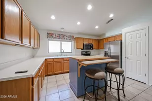 10379 W Tonopah Dr, Peoria, AZ 85382 - Photo 15