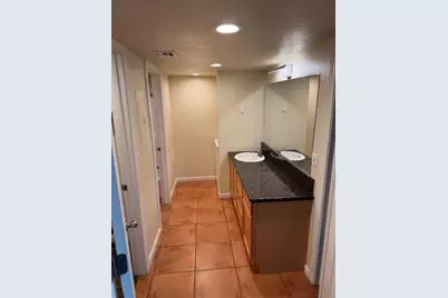 740 W Elm Street #214, Phoenix, AZ 85013 - Photo 7