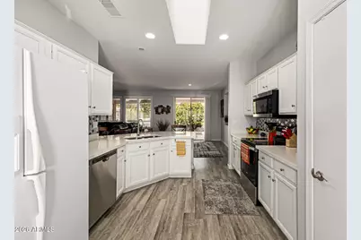 15114 W Black Gold Lane, Sun City West, AZ 85375 - Photo 11