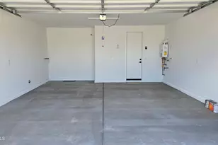 15535 W Hackamore Dr, Surprise, AZ 85387 - Photo 9