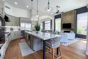 10192 E Bayview Dr E, Scottsdale, AZ 85258 - Photo 1