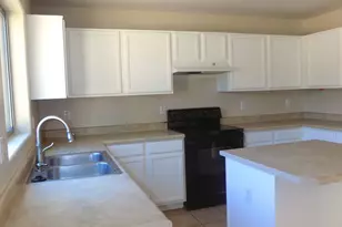 2047 W Vineyard Plains Dr, Queen Creek, AZ 85142 - Photo 3