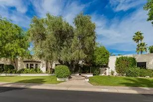 8132 E Del Barquero Dr, Scottsdale, AZ 85258 - Photo 3