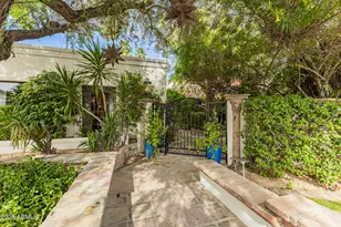 8132 E Del Barquero Dr, Scottsdale, AZ 85258 - Photo 5