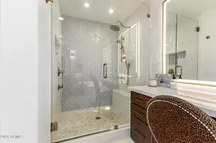 8132 E Del Barquero Dr, Scottsdale, AZ 85258 - Photo 29