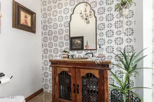 8132 E Del Barquero Dr, Scottsdale, AZ 85258 - Photo 25