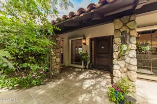 8132 E Del Barquero Dr, Scottsdale, AZ 85258 - Photo 7