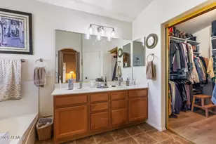 9854 E Rosemary Ln, Scottsdale, AZ 85260 - Photo 23