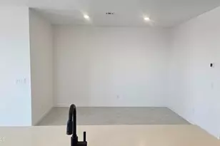 15543 W Hackamore Dr, Surprise, AZ 85387 - Photo 13