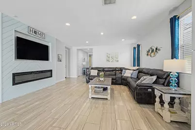 2358 E Ridgewood Lane, Gilbert, AZ 85298 - Photo 7