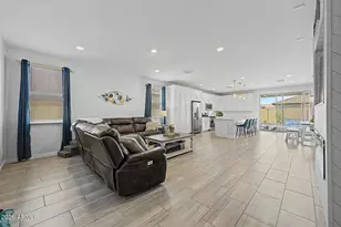 2358 E Ridgewood Ln, Gilbert, AZ 85298 - Photo 5