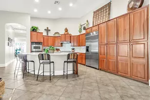 2290 S Emerson Pl, Chandler, AZ 85286 - Photo 9