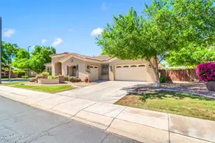2290 S Emerson Pl, Chandler, AZ 85286 - Photo 3