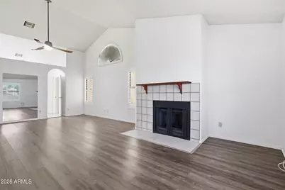 7813 W Dreyfus Drive, Peoria, AZ 85381 - Photo 11