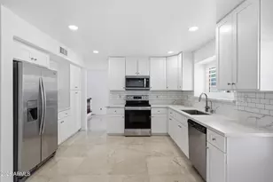 7813 W Dreyfus Dr, Peoria, AZ 85381 - Photo 13