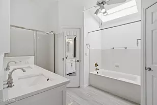 7813 W Dreyfus Dr, Peoria, AZ 85381 - Photo 17