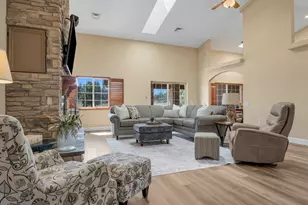 4910 Camino de Los Vientos, Flagstaff, AZ 86004 - Photo 11