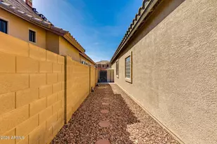 3002 W Sentinel Rock Rd, Phoenix, AZ 85086 - Photo 31