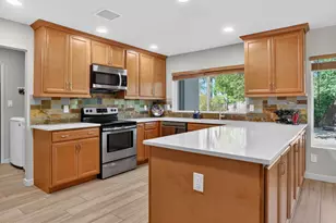 5012 E Winchcomb Dr, Scottsdale, AZ 85254 - Photo 5