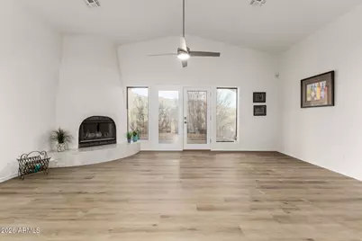 368 N Mountain View Road, Apache Junction, AZ 85119 - Photo 9