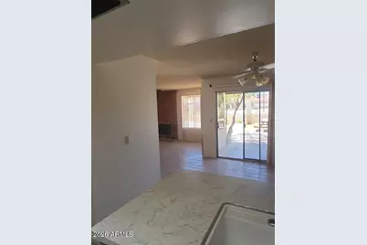 11226 S Tomi Drive, Phoenix, AZ 85044 - Photo 7