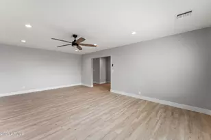 6051 North 23rd Pl, Phoenix, AZ 85016 - Photo 11