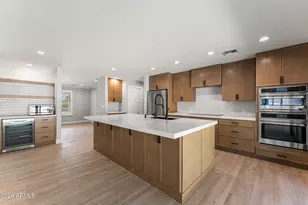 6051 North 23rd Pl, Phoenix, AZ 85016 - Photo 15