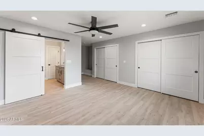 6051 N 23rd Place, Phoenix, AZ 85016 - Photo 29