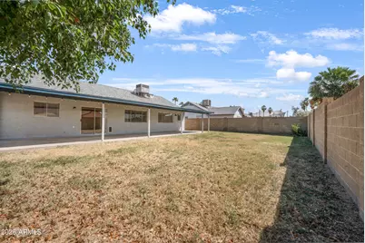 8715 W Townley Avenue, Peoria, AZ 85345 - Photo 11