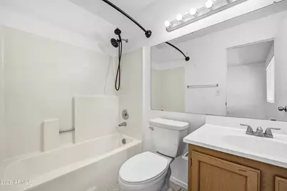 8715 W Townley Avenue, Peoria, AZ 85345 - Photo 9