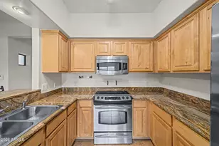 20660 N 40th St, Phoenix, AZ 85050 - Photo 3