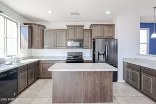 11967 W Rio Vista Ln, Avondale, AZ 85323 - Photo 9