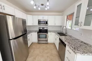 3024 W Salter Dr, Phoenix, AZ 85027 - Photo 9