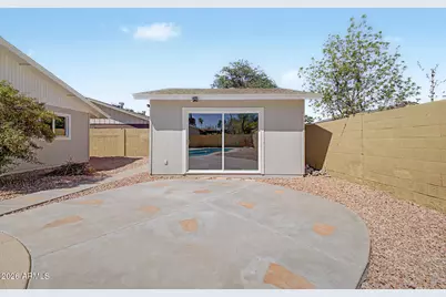 3628 W Banff Lane, Phoenix, AZ 85053 - Photo 31