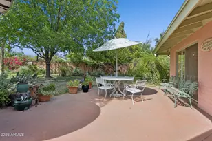 1228 E Tuckey Ln, Phoenix, AZ 85014 - Photo 33