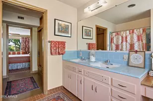1228 E Tuckey Ln, Phoenix, AZ 85014 - Photo 23
