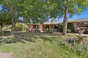 1228 E Tuckey Ln, Phoenix, AZ 85014 - Photo 35