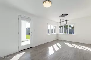 3329 E Palm Ln, Phoenix, AZ 85008 - Photo 17