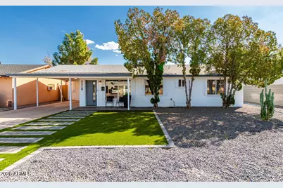 3329 E Palm Lane, Phoenix, AZ 85008 - Photo 1