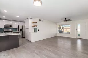3329 E Palm Ln, Phoenix, AZ 85008 - Photo 13