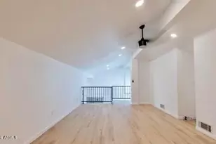 8540 N Central Ave, Phoenix, AZ 85020 - Photo 23