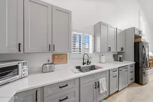 8540 N Central Ave, Phoenix, AZ 85020 - Photo 11