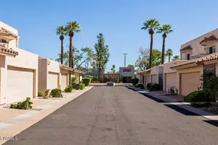 8540 N Central Ave, Phoenix, AZ 85020 - Photo 29